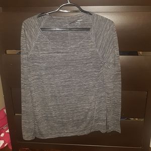 Long sleeve athletic shirt